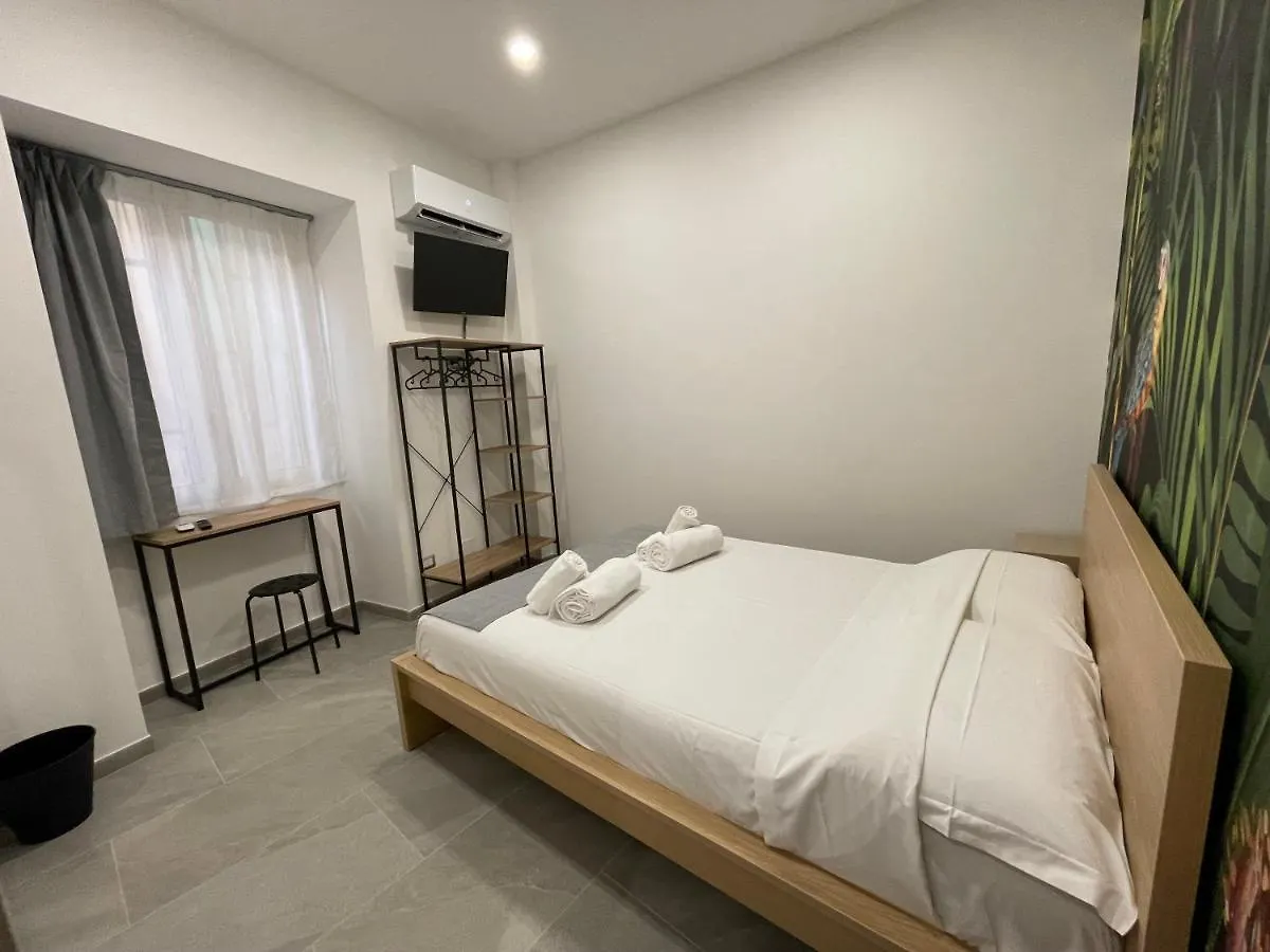 Apartmán Il Vicolo Di Paola CTA 0*, Katánie Itálie